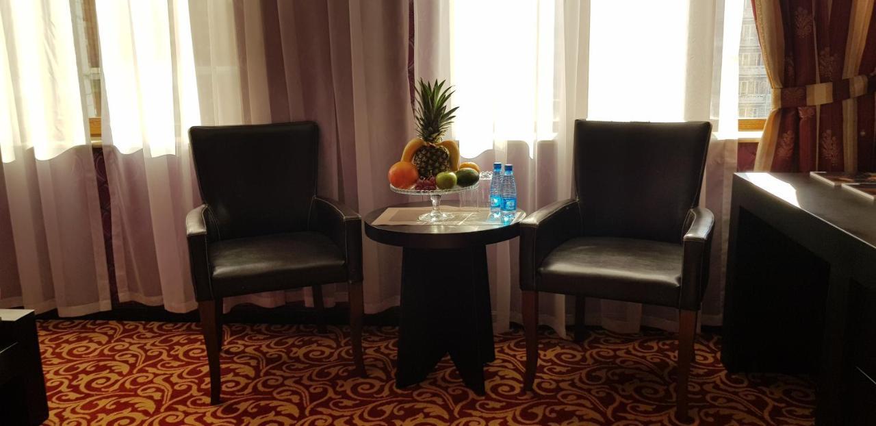Ambassador Hotel Baku Extérieur photo